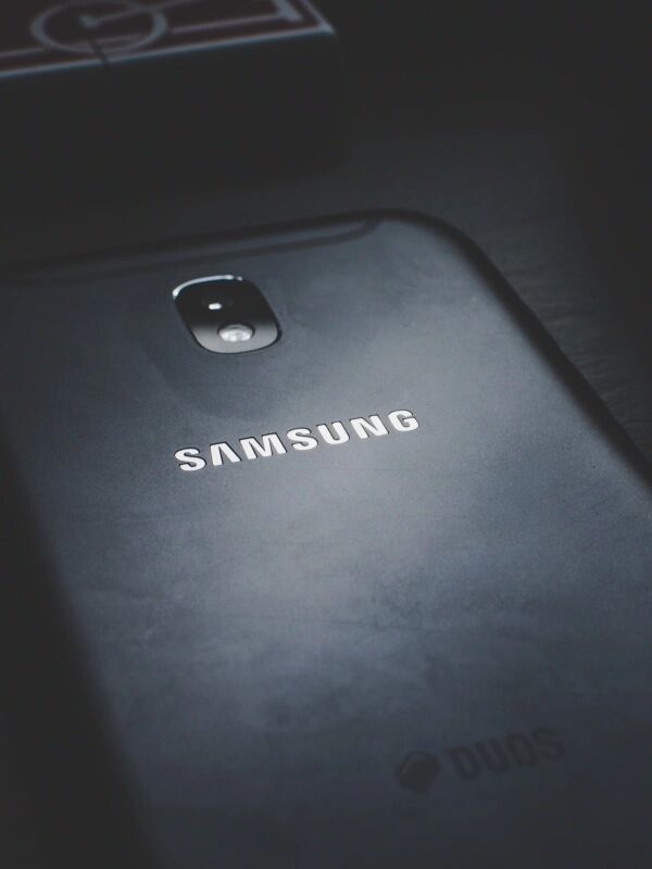 SAMSUNG